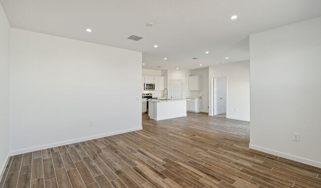 5686 Azara Dr unit 36202119, San Tan Valley, AZ 85140 - photo 4