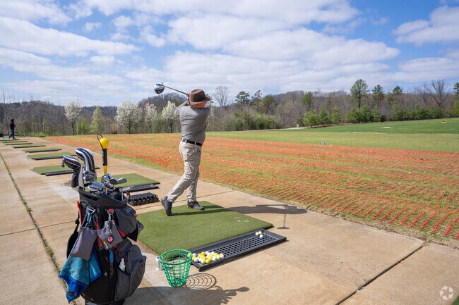 Golf courses and recreational places like coonskin park are a short drive from the neighborhood.