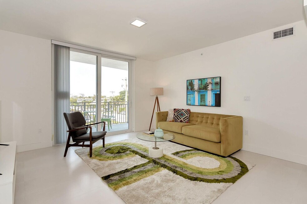 1710 SW 27th Ave unit ID1272088P, Miami, FL 33145 - photo 1