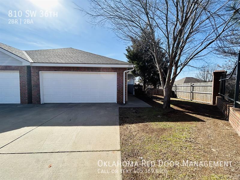 810 SW 36th St, Moore, OK 73160 - photo 1