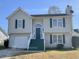 1069 Meadow Glen Cir, Fairburn, GA 30213