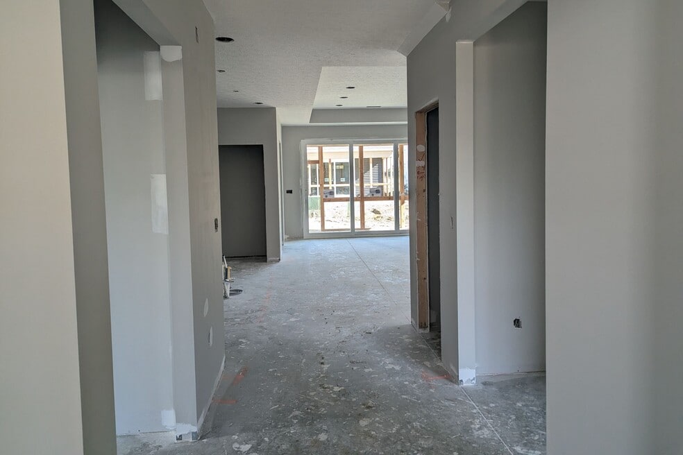 4545 Corsican Loop E, Hilliard, OH 43026 - photo 1