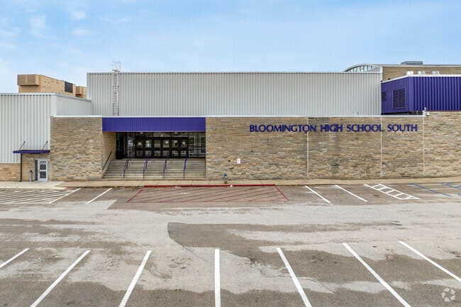 58% of students at Bloomington High School South are at least proficient in math.