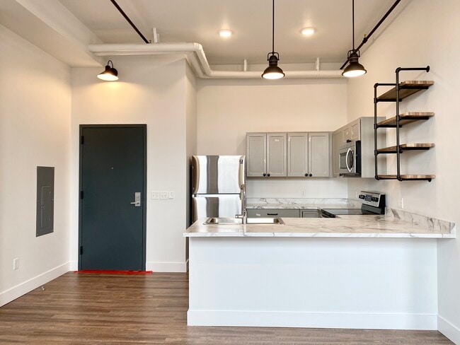 Mechanics Building, Pueblo, CO 81003 - photo 7