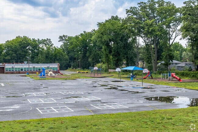 Large activity court at Kingston Elementary School in Cherry Hill, NJ.