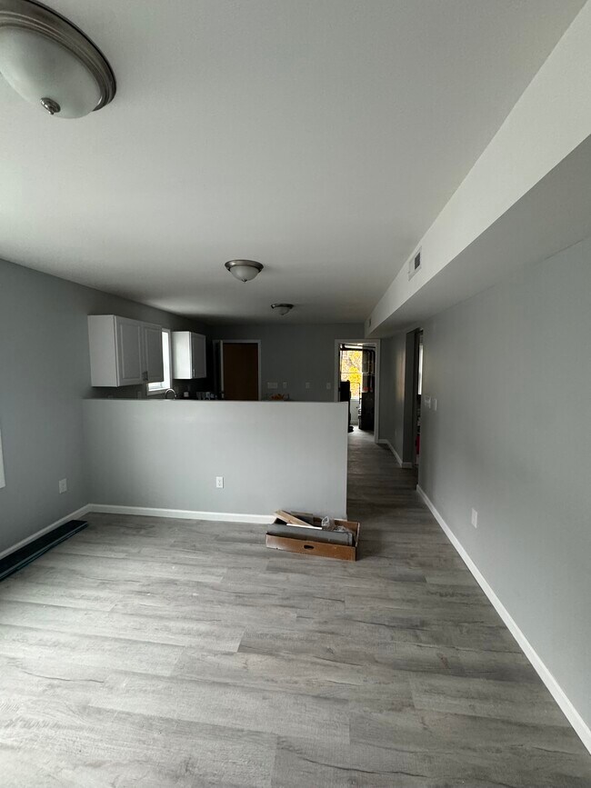 240 College St unit 242, Springfield, MA 01109 - photo 4