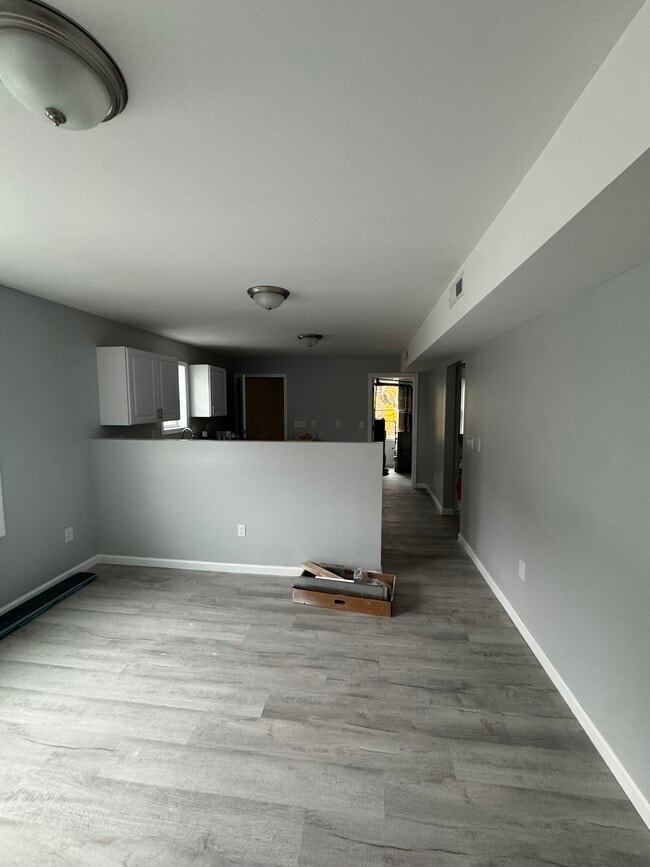 240 College St unit 244, Springfield, MA 01109 - photo 4