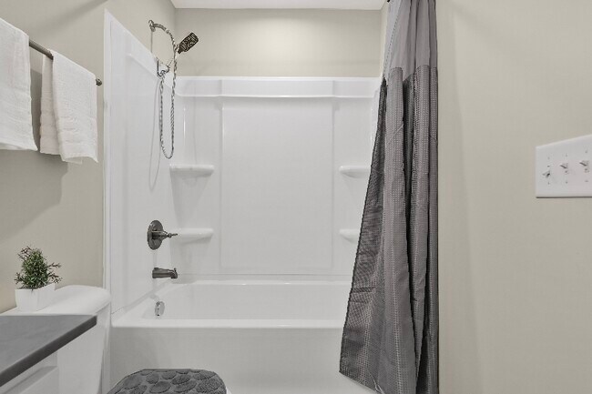 1000 Henry Pl Blvd, Clarksville, TN 37042 - photo 6