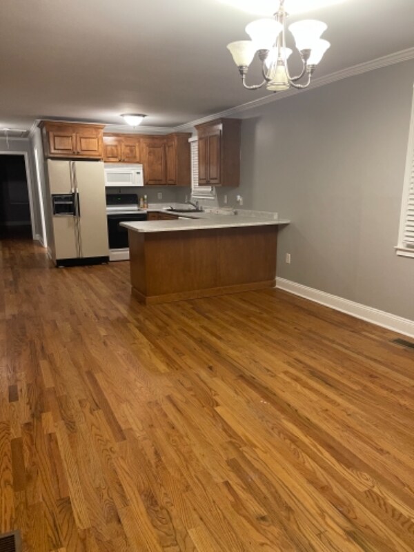 211 Drury Ln, Mauldin, SC 29662 - photo 2