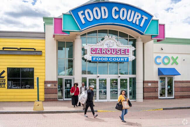 Warwick Mall is the go to spot for Hillsgrove locals looking to shop and enjoy a meal.