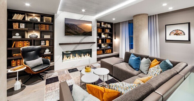 Expansive resident clubhouse and social lounge