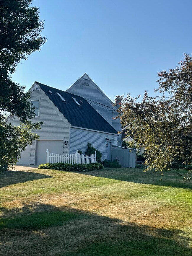 6349 Woodhall Ct, Hudsonville, MI 49426 - photo 4