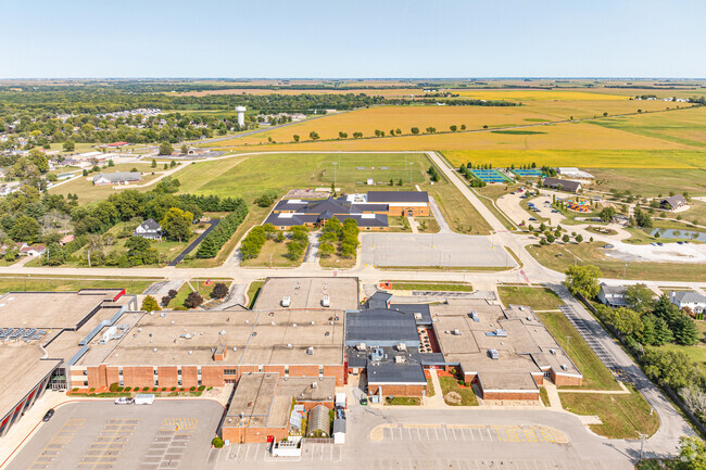 Mt. Zion Junior High School is located next to Mt. Zion High School and Intermediate School.