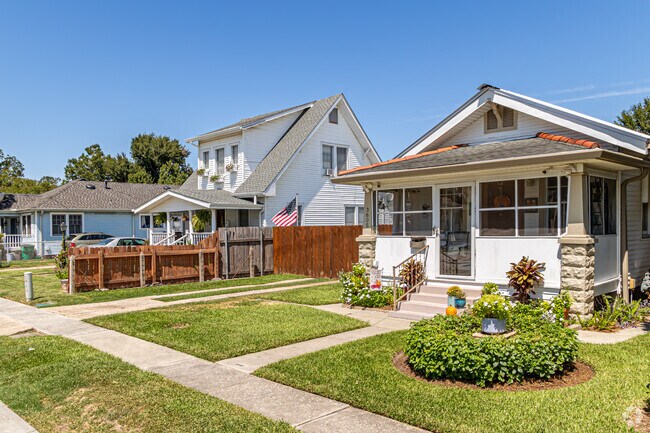 Homes in Metairie Terrace come in many different shapes and sizes.