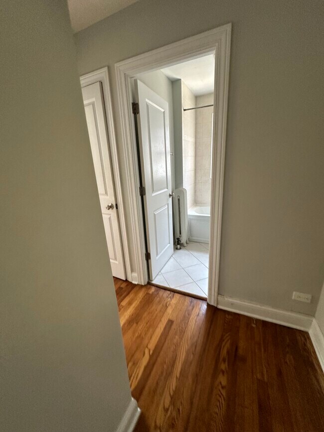 744 W Addison St unit 1, Chicago, IL 60613 - photo 6