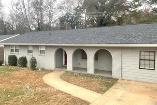 2871 Knollview Dr, Decatur, GA 30034