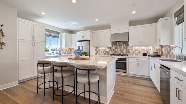 220 Junco unit 36037567, Irvine, CA 92618 - photo 7