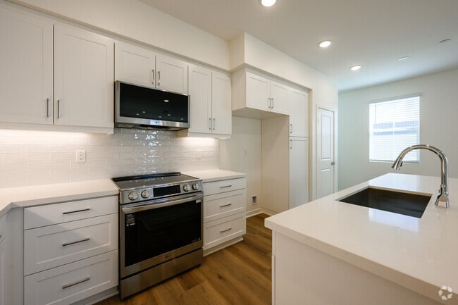 7823 Sorensen Ave unit 36693593, Whittier, CA 90606 - photo 7