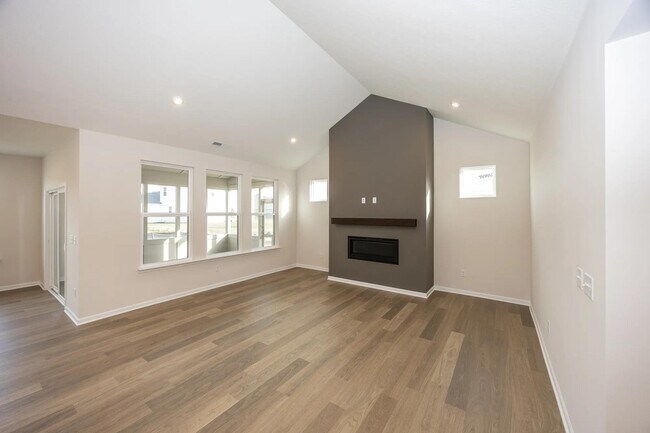 6250 Rippling Rock Dr, Plainfield, IN 46168 - photo 5