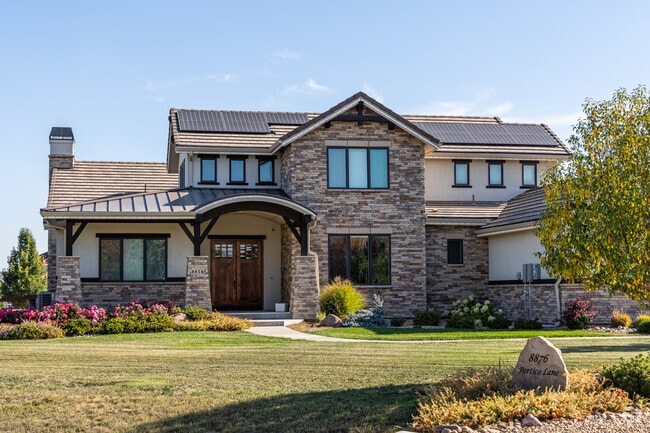 Large modern estates occupy the edges of Lower Clover Basin.