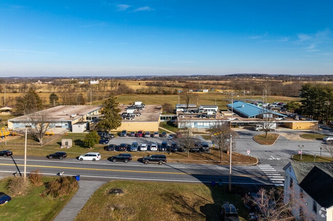 Lewistown Elementary School