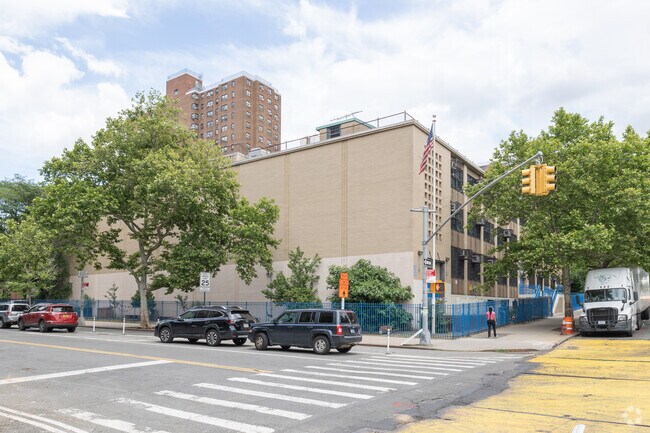 South Bronx Classical Charter School II boasts a diverse curriculum.