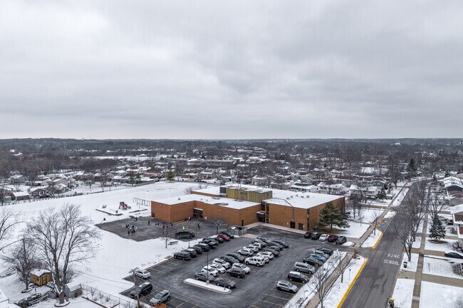 Heritage Elementary School has a student teacher ratio of 14 to 1.
