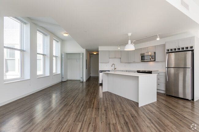 2BR, 2.5BA - 2E