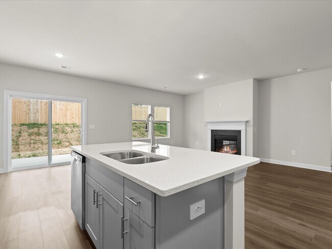 765 Treeline Rd, Moore, SC 29369 - photo 4