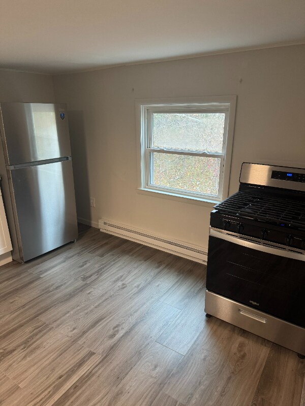 19-21-21 Penrose Ave unit 4, Mechanicville, NY 12118 - photo 5