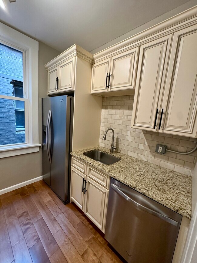 92 S Main St unit 304, Wilkes Barre, PA 18701 - photo 7