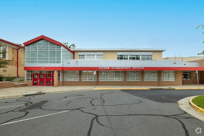 Vienna Elementary School offers quality education for students in Vienna.