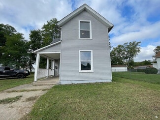 317 Studebaker St, South Bend, IN 46628