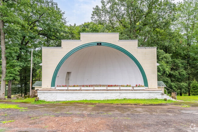 Eurana Park includes a bandshell that hosts concerts throughout the year.