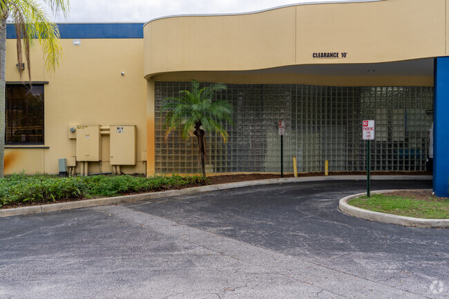 The Andrews High School student drop off and pick up area.