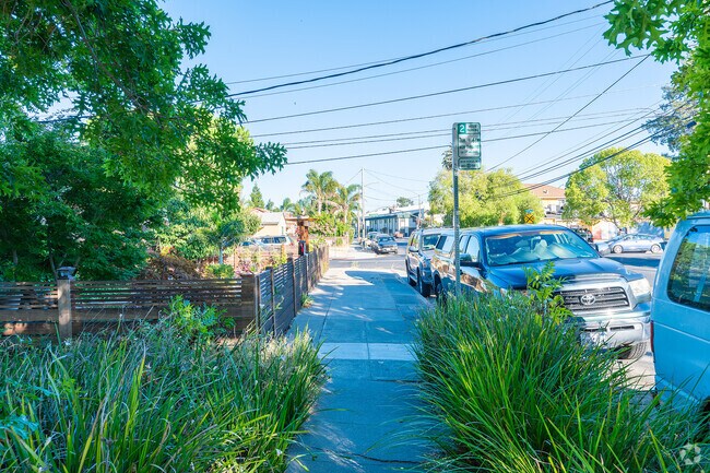 Staumbaugh Heller offers easy walks to downtown Redwood City dining and shops.