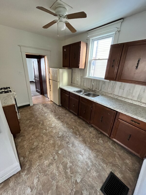 3818 4th Ave unit 1, Beaver Falls, PA 15010 - photo 5