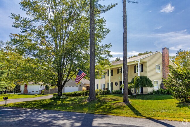 Colonial homes have been a longstanding style in the neighborhood of Zena, NY.