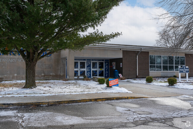 Parkwood Elementary School has an overall grade of C+ from Niche.