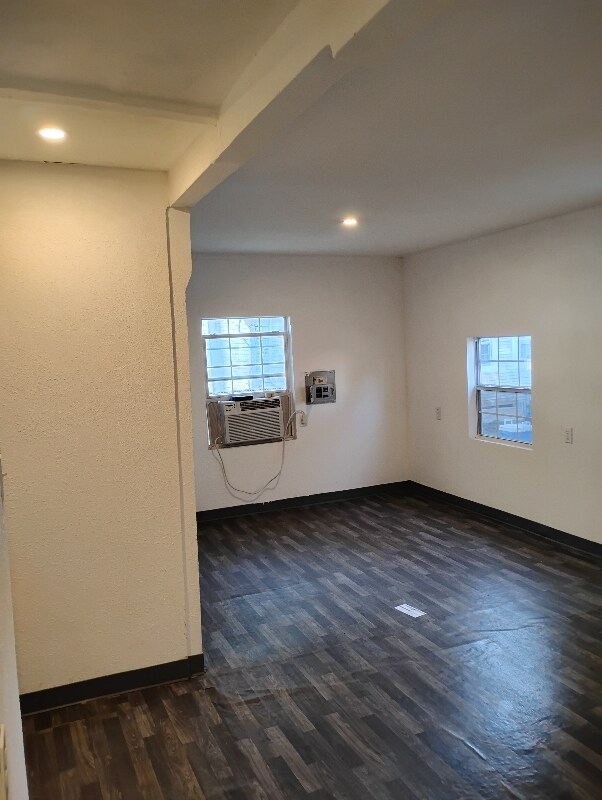 726 Chestnut St unit C, Abilene, TX 79602 - photo 2