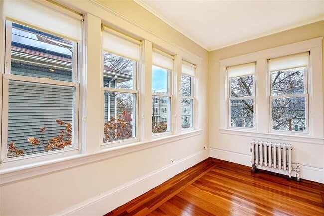 127 Evergreen St, Providence, RI 02906 - photo 7