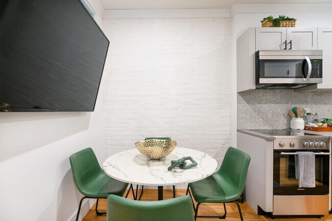 411 E 68th St unit ID1021976P, New York, NY 10065 - photo 6