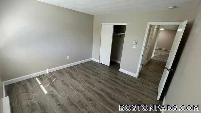 310 Thompson Rd unit 231, Webster, MA 01570 - photo 2