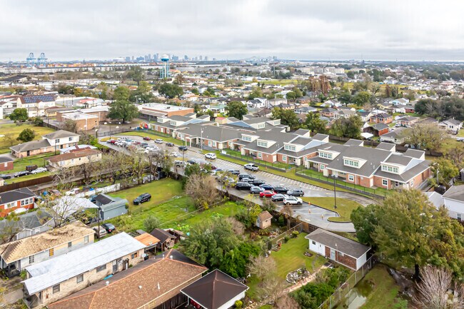 Judge Lionel R. Collins Elementary School has an overall Niche grade of B-.