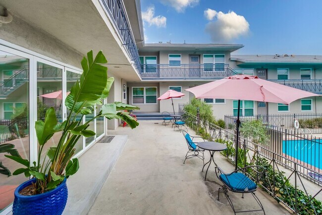 Urban Comfort Meets Connectivity in Downtown Inglewood, Inglewood, CA 90301 - photo 6