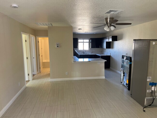 6936 Kepler Dr unit 3, Las Vegas, NV 89156 - photo 6