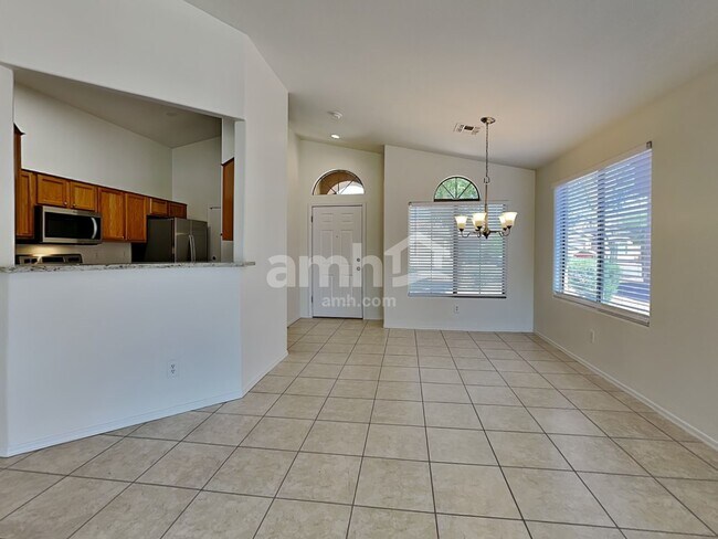 11409 W Davis Ln, Avondale, AZ 85323 - photo 7