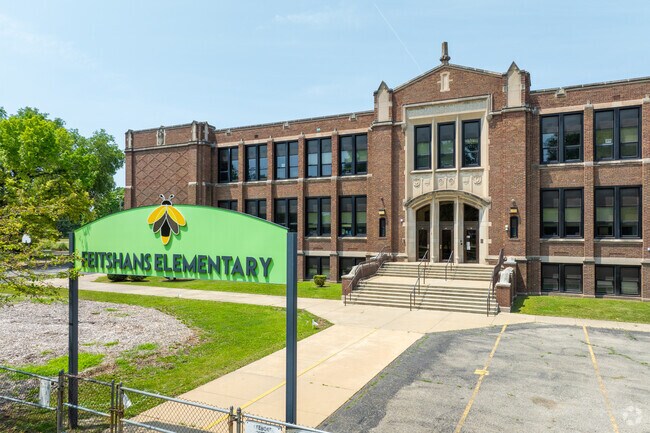 Feitshans Elementary School is an excellent public school serving students grades PK-6.