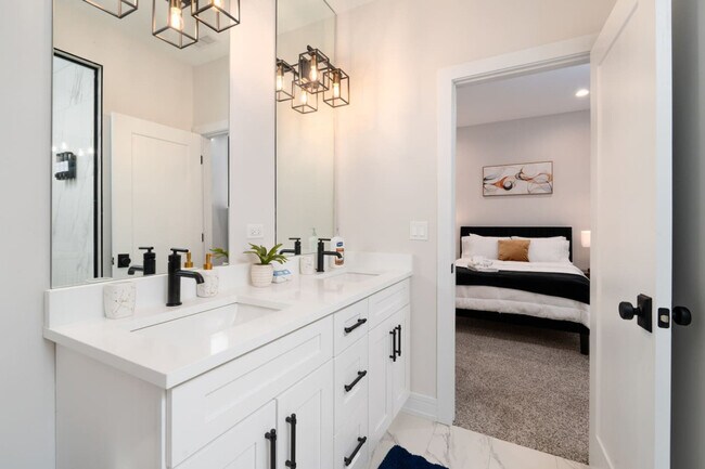 3723 S Giles Ave unit ID1228643P, Chicago, IL 60653 - photo 4