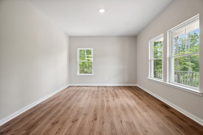 354 Glenmore Ln, Keswick, VA 22947 - photo 3